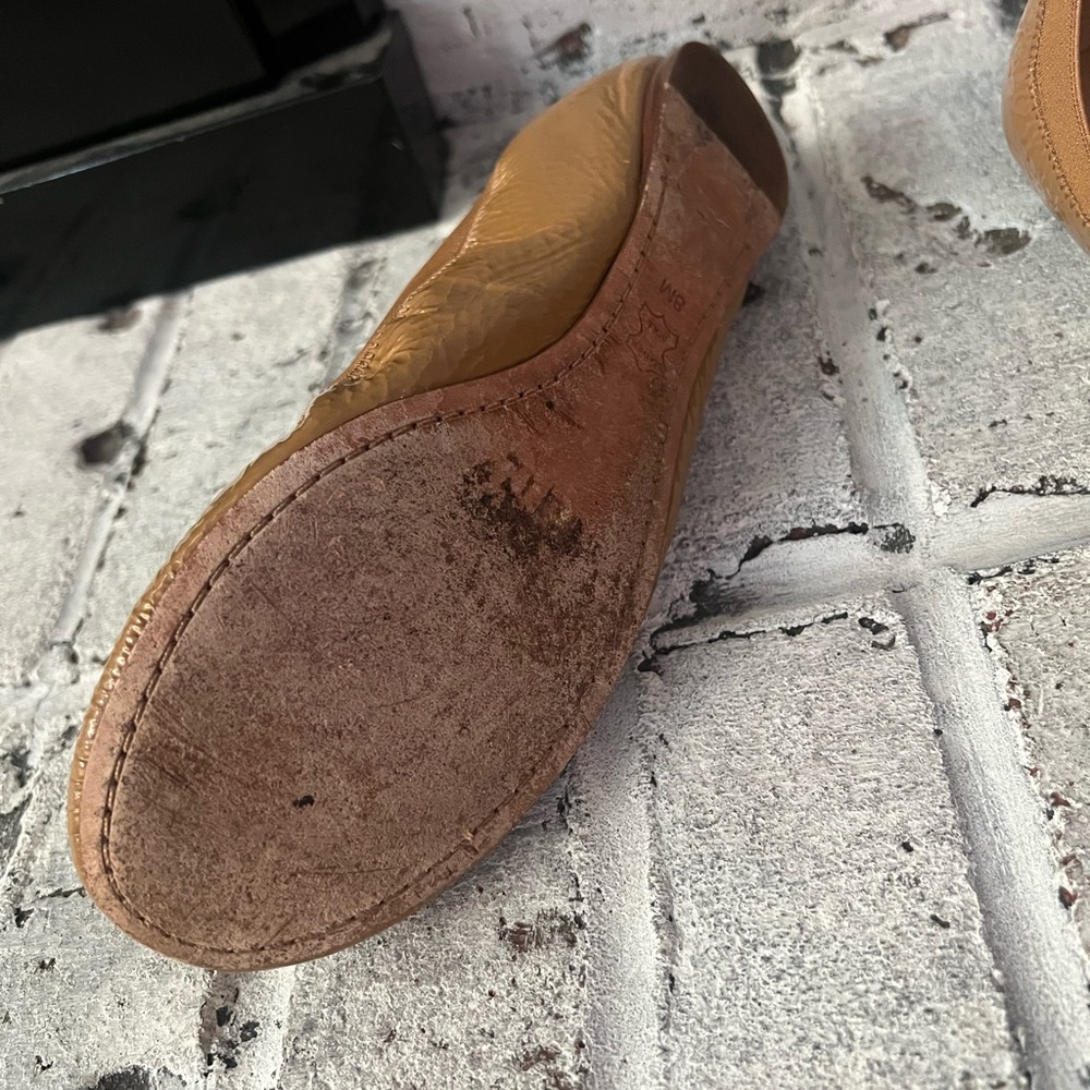 Tory Burch Tan Patent Flats with Gold Emblem - Picture 2 of 4